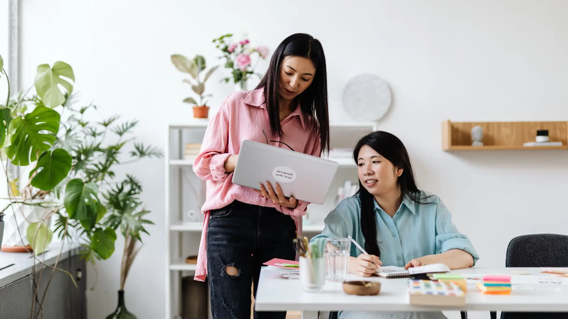 career development for women in STEM in Canada Adelois Consulting NurtureHER Partnership