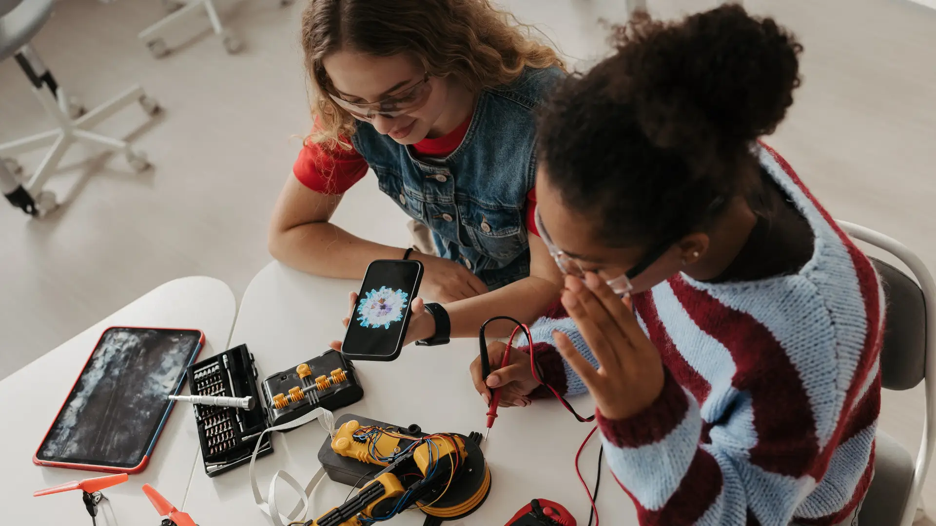 Girls in STEM Adelois